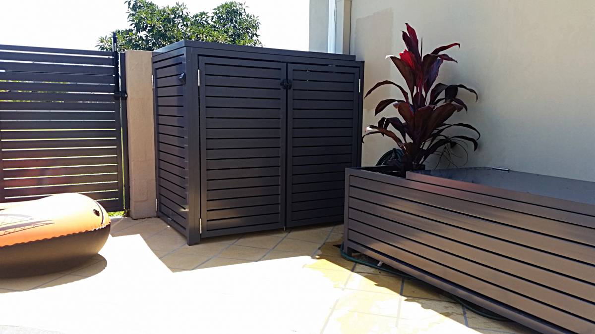 Pool area storage and filter cover - Insular Patios & Fencing